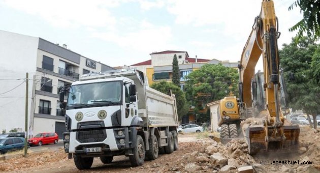 Buca’da kaçak moloz alanına otopark neşteri