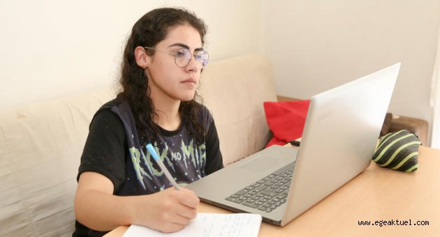Buca’nın KPSS adaylarına ücretsiz çevrim içi dershane   