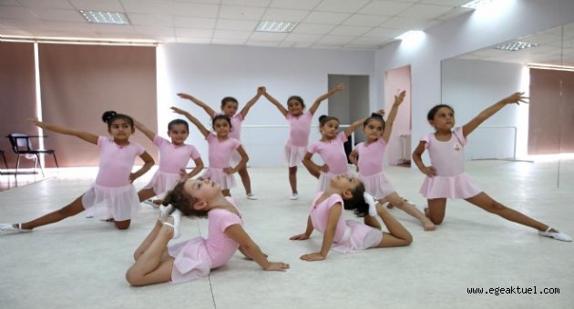 Buca'da yaz kurslarına öğrenci akını
