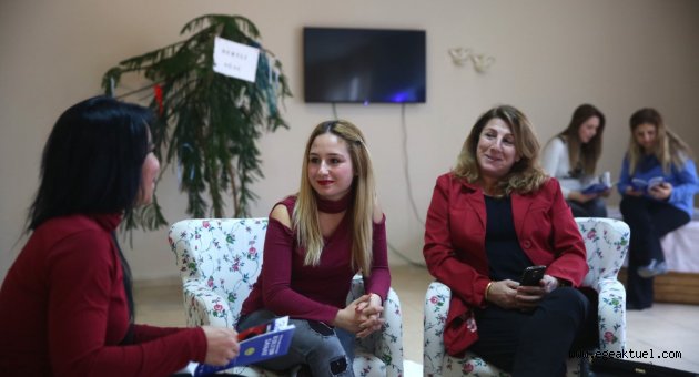 Bucalı kadınlar ‘Anneler Kulübü’nde şımarıyor