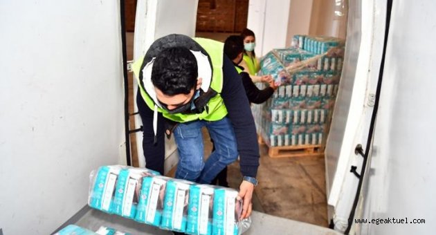 Büyükşehir’den bebek bezi ve mama desteği
