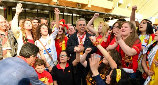 Büyükşehir’den Göztepe’ye 7 milyon liralık destek