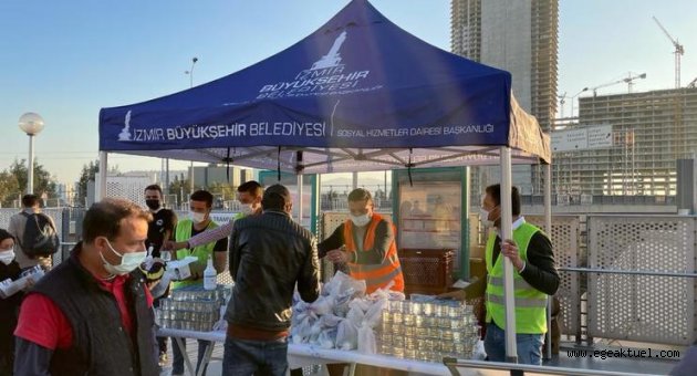 Büyükşehir Ramazan ayında da İzmirlilerin yanında