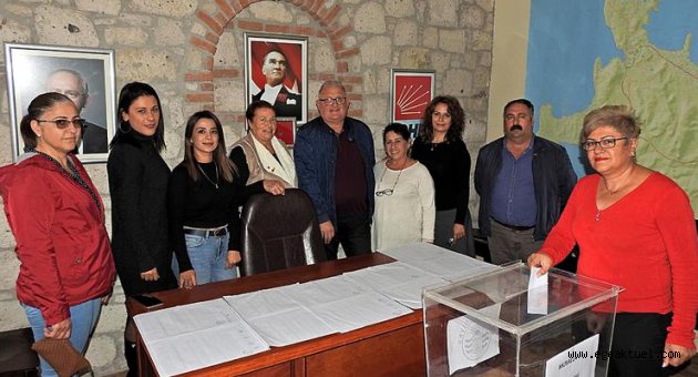 Çeşme CHP'de delege seçimleri tamamlandı