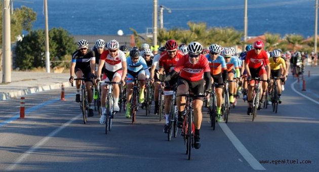 Çeşme’de pedallar çocuklar için döndü!