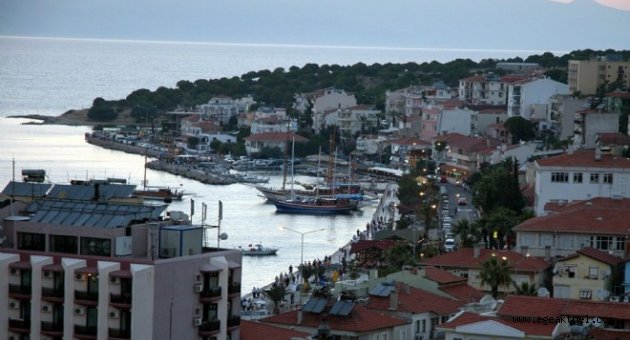 Çeşme’deki 30 yıllık içme suyu şebekesi yenilenecek 