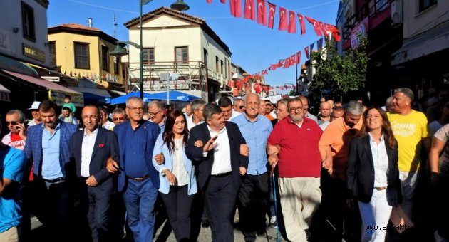 Çeşme Festivali efsaneleri buluşturdu