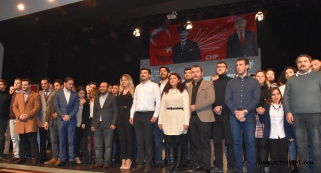CHP Gençlik'ten İzmir'de eğilim ve liste çıkışı