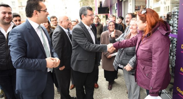 CHP Grup Başkanvekili Özel: “Olgun Atila Türkiye’ye örnek belediye başkanlığı yapıyor”