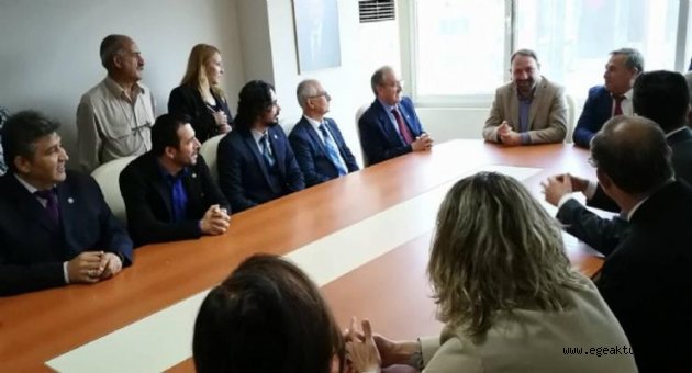 CHP ile İYİ Parti’nin '15 vekil hamlesi' sonrası İzmir’de ilk buluşma 