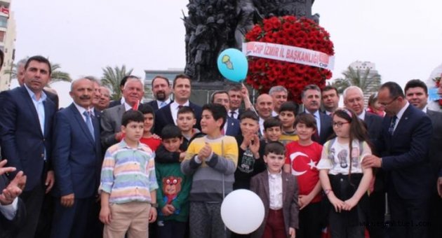 CHP İzmir’den 23 Nisan kutlaması