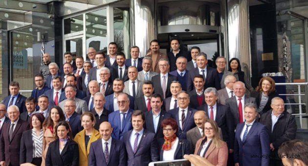 CHP İzmir'de seçim zirvesi! Tunç Soyer adaylarla buluştu