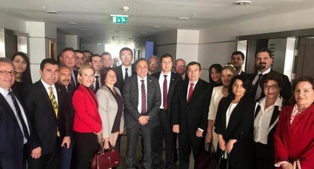 CHP İzmir'den Genel Merkez'e ziyaret