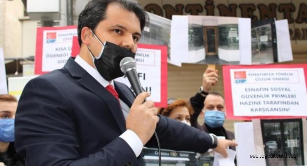CHP Konak'tan esnafa destek açıklaması: "Milleti borç batağına sürüklediler"