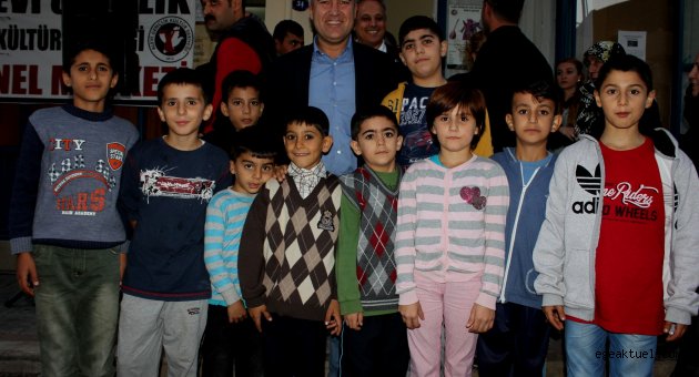 CHP’li Bakan: Nitelikli ve ücretsiz zorunlu eğitim şart