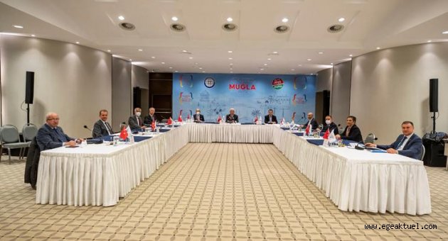 CHP’li başkanlar “Pandemi, Turizm, Deprem” konu başlıkları ile toplandı
