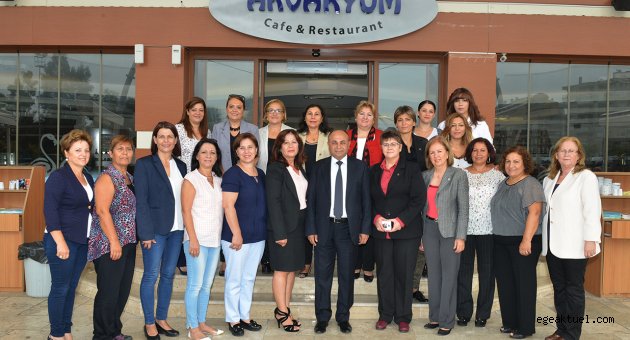 CHP’li kadınlar Çiğli’de buluştu