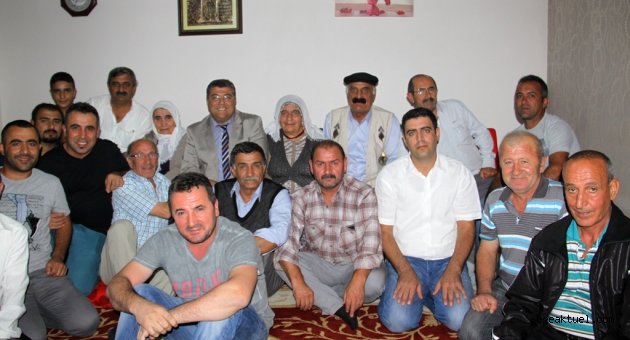 CHP’li Sındır: “CHP’ye oy vermeyen hemşerilerimin davetlerini bekliyorum!”