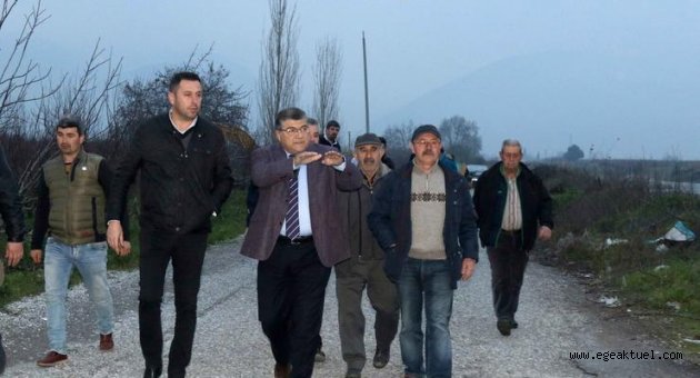 CHP’li Sındır, Kemalpaşa’da üreticilerimizi sel vurdu!