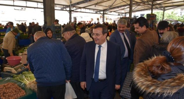 CHP'li Abdül Batur vatandaşın taleplerini dinledi