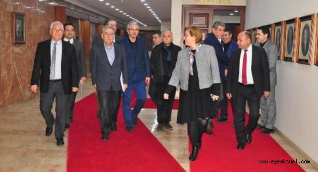 CHP'li başkanlar taşeron düzenlemesini görüştü