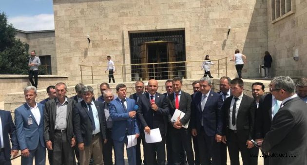 CHP'li Polat: Ağaçlar hastalığa, köylüler yoksulluğa terk ediliyor