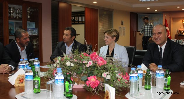 CHP'li Vekil Adayları Denizcileri Dinledi