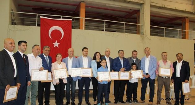 CHP'li vekiller mazbatalarını aldı