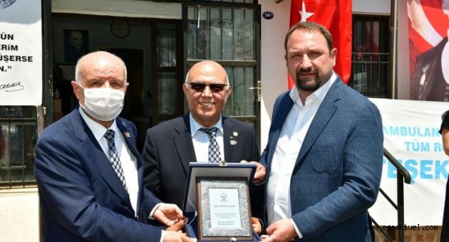Çiğli Belediyesi’ne Ambulans Bağışı