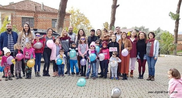 Çiğli Belediyesi tiyatro ekibi köylerde
