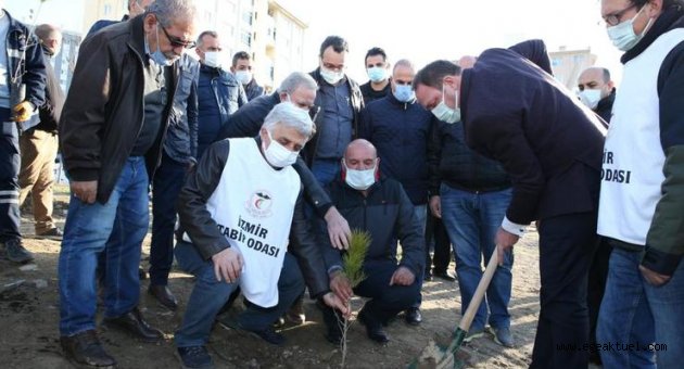 Çiğli’de Sağlık Emekçileri Anısına İlk Fidanlar Dikildi