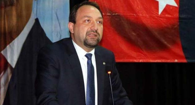 Çiğli İlçe Başkanı Gümrükçü istifa etti