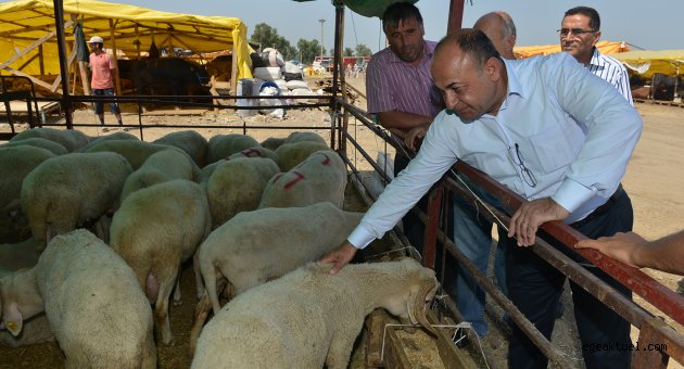 Çiğli Kurban Kesim Yeri Bayrama Hazır