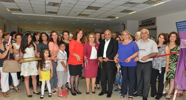 Çiğli'de El Emeği Göz Nuru Ürünler Görücüye Çıktı