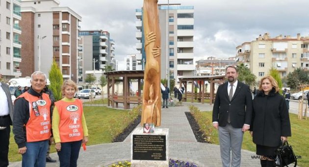 Çiğli'de Toprak Dede'ye vefa!