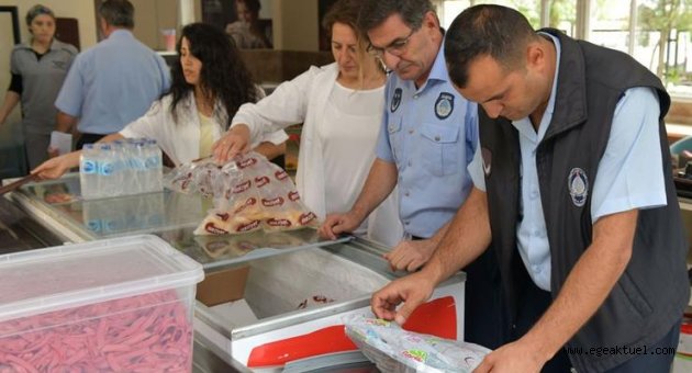 Çiğli'de zabıtadan kantinlere hijyen denetimi