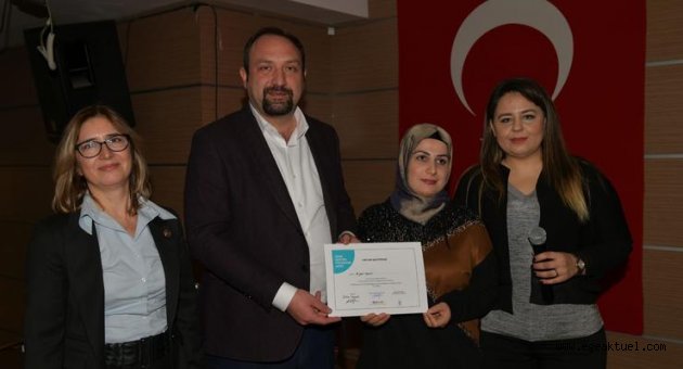 Çiğlili kadınlara liderlik sertifikası
