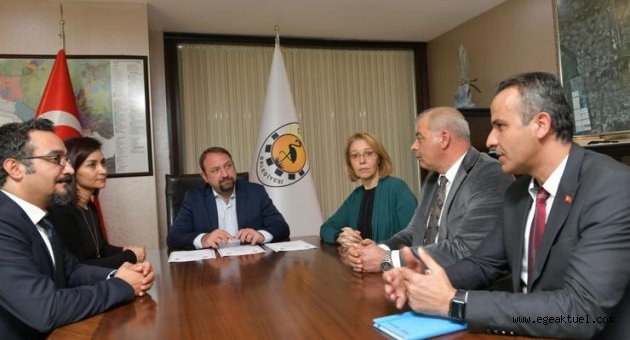 Çiğli'nin banklarını ve çöp konteynırlarını öğrenciler üretecek