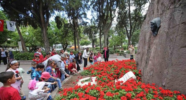 Çocuklardan Zübeyde Anne’ye mektup var 