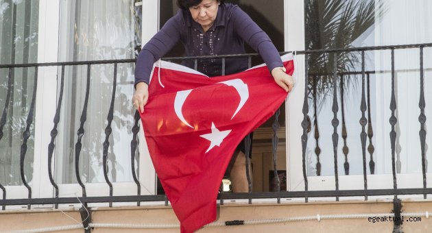 “Cumhuriyet’in kenti” İzmir bayrama hazır