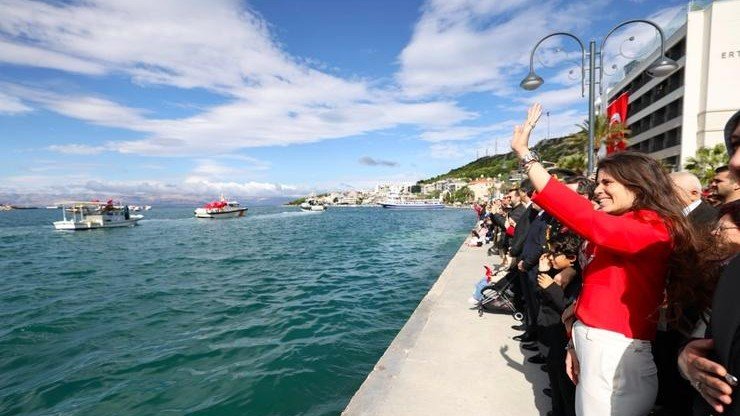 Cumhuriyetin 103. yılı Çeşme’de büyük coşkuyla kutlandı