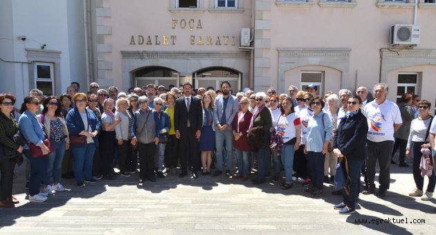 Cüruf  alanı yangınları Foça halkını isyan ettirdi
