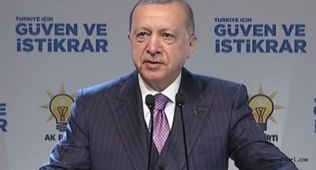 Darbecilerle yürüyen siyasetçiler var