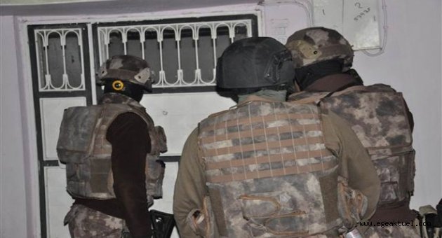 DEAŞ operasyonu İzmir’de 9 adrese baskın