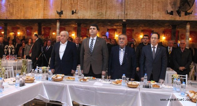 Demokrat Parti, hayır kampanyasına İzmir’den başladı.