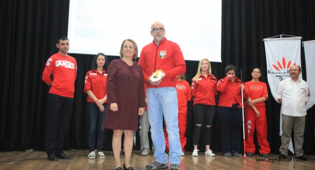 "Deprem Gerçeği" semineri Karabağlar'da yapıldı
