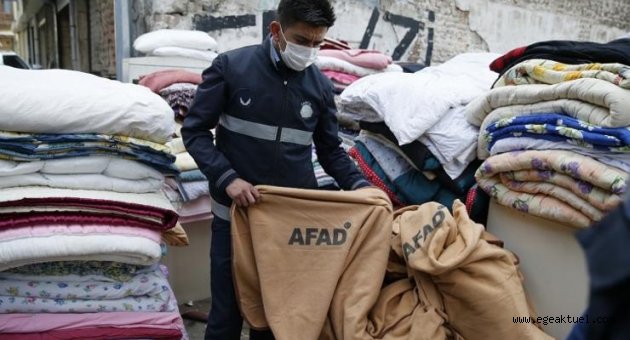 Depremzedelerin battaniyeleri işportadan toplandı