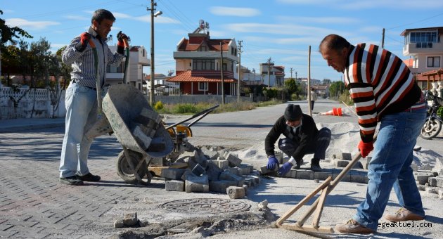 Dikili Belediyesi çalışıyor