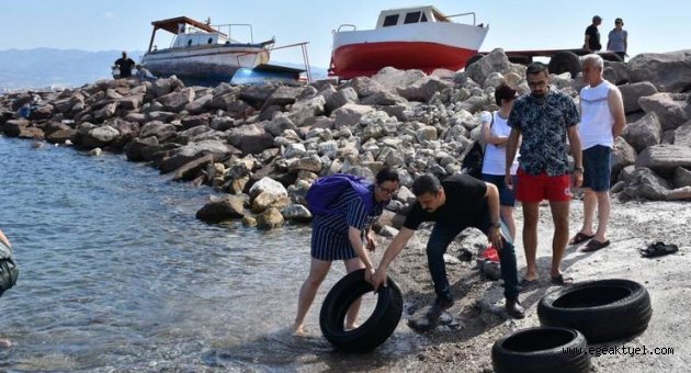 Dikili’de deniz temizliği seferberliği