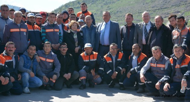 Dikili’de sevgi buluşması